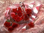 Free Stock Photo: A glass swan filled with red roses